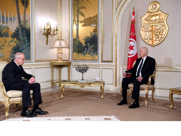 Sur la présentation des Lettres de Créances