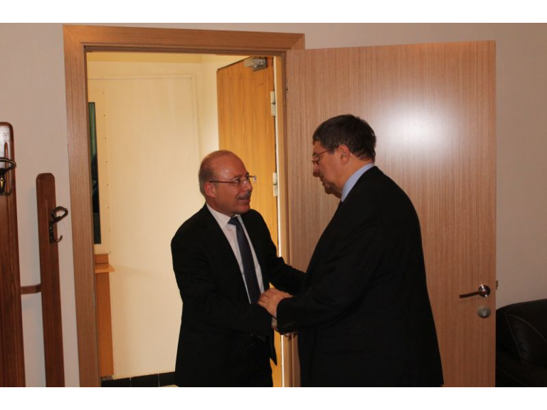 Registre de condoléances suite au décès tragique de l’Ambassadeur de Russie en Turquie M. Andreï KARLOV Registre de condoléances suite au décès tragique de l’Ambassadeur de Russie en Turquie M. Andreï KARLOV