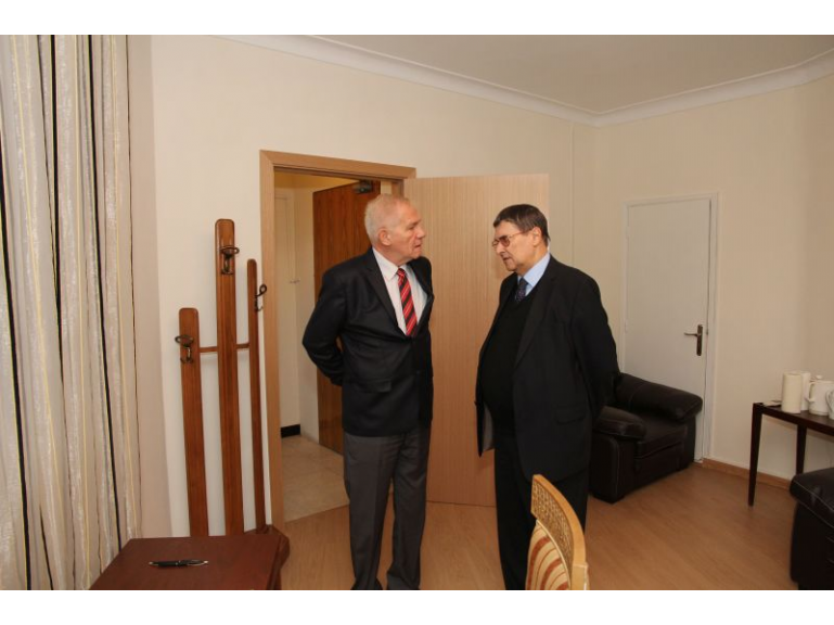 Registre de condoléances suite au décès tragique de l’Ambassadeur de Russie en Turquie M. Andreï KARLOV Registre de condoléances suite au décès tragique de l’Ambassadeur de Russie en Turquie M. Andreï KARLOV