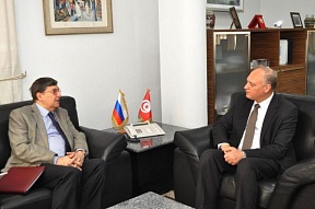 Sur la rencontre entre S.E.M. l’Ambassadeur de la Fédération de Russie en République Tunisienne Sergey Nikolaev et S.E.M. le Ministre de l’Enseignement supérieur et de la Recherche scientifique de la République Tunisienne Chiheb Bouden