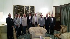 Sur la rencontre avec les dirigeants de l’Association tunisienne des diplômés des établissements d’enseignement supérieur de l’Union Soviétique et de la Fédération de Russie