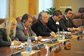 Sur la rencontre du Président de la République du Tatarstan M. Rustam Minnikhanov avec les hommes d’affaires tunisiens